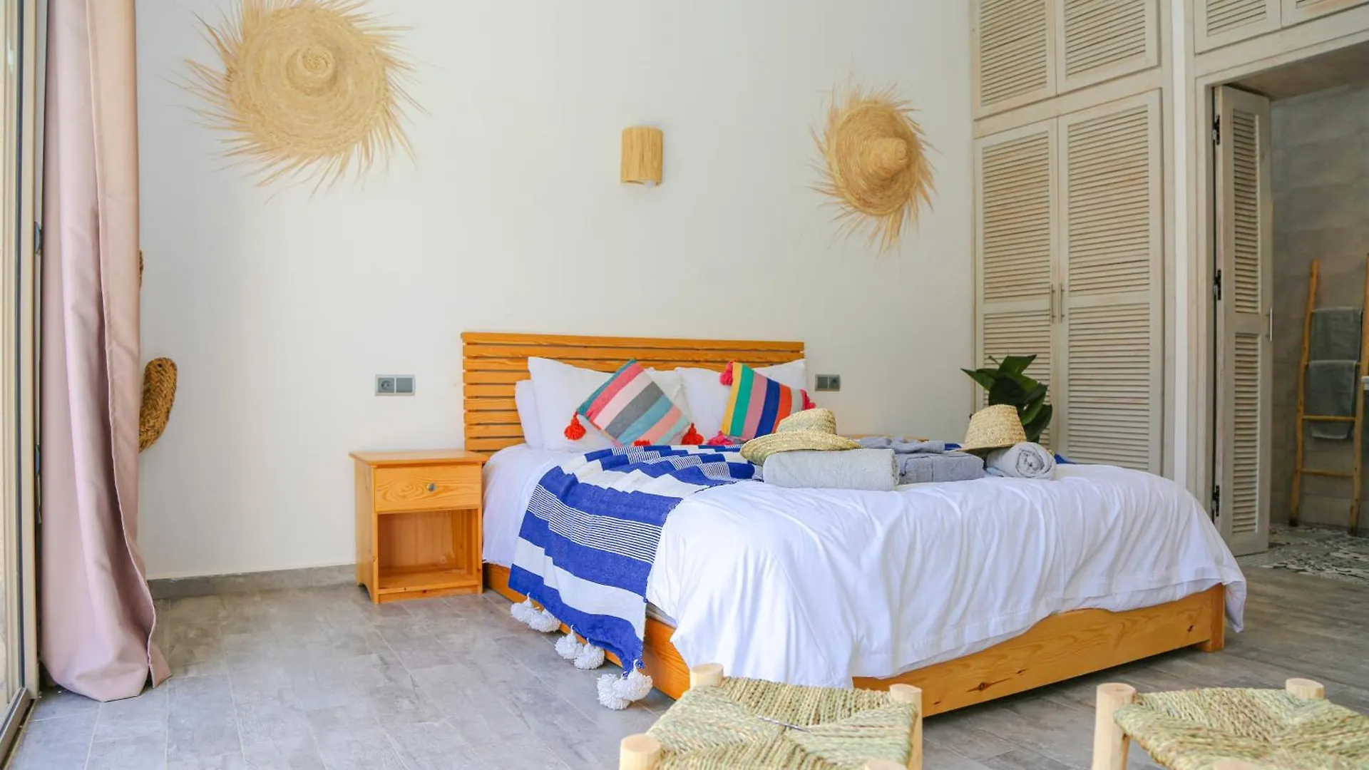 Villa Yanir Luxury & Serenity 에사우이라